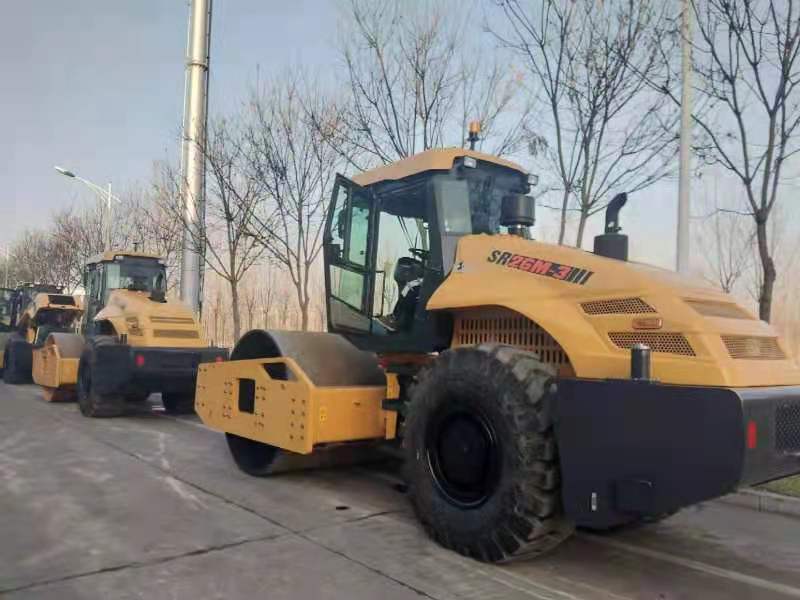 26噸壓路機